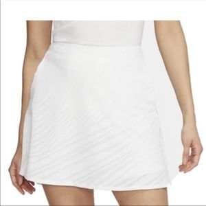 New NIKE Tennis Golf Skirt Skort M